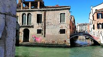 Off the Beaten Path Walk in Venice