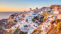 Enjoy the most popular destinations of Santorini Private half-day tour