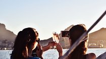 Cruise and Dine Dinner / Cape Town: Sunset Champagne Cruise and 3-Course Dinner