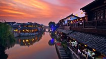 Private Night Tour to Xitang Water Town from Hangzhou