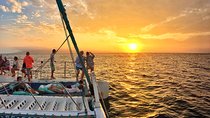 Original Sunset Cruise with Open Bar from Ka’anapali Beach
