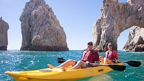 Private Los Cabos Arch and Playa del Amor Tour by Glass Bottom Kayak