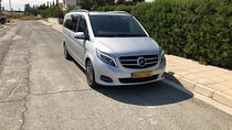 Private Transfer from Nicosia to Larnaca Airport in 6 seater Taxi