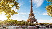 Paris Tour via Eurostar, with Seine Cruise and Travelcard