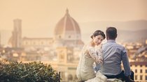 Honeymooners in Florence with Professional Photographer & Driver