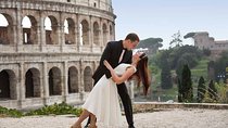 Honeymooners Rome Tour with Professional Photographer and Driver