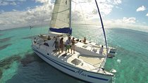 Isla Mujeres, Catamaran tour in one day for one price