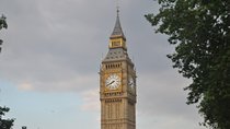 Private walking Tour of London with local guide