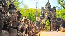 4-day Siem Reap deep into Angkor complex & Floating village