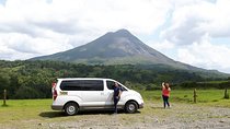 Private Transfer to/from Liberia Airport to La Fortuna Area (Arenal Volcano)