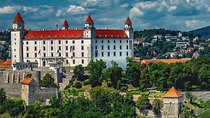Explore Trenčín Castle and Bojnice Castle Tour - Bratislava