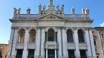Rome: Between Holy Doors Small Group Walking Tour