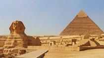 Private Tour of the Pyramids from Cairo 