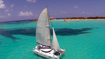 Catamaran party Cancun to Isla mujeres