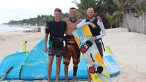 Group Kiteboarding Lesson in Tulum