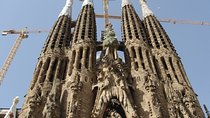 Private City Tour of Barcelona with Sagrada Familia Ticket