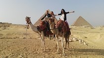 Private Tour to Giza Pyramids, Sphinx with Camel Ride and Lunch