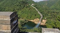 All-inclusive Layover Tour to Lakeside View Huanghuacheng Great Wall with Lunch