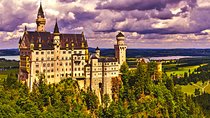Private Tour of Neuschwanstein Castle & Highline 179 from Munich