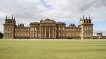 Private Blenheim Palace, the birthplace of Winston Churchill, Tour from London.
