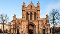 Belfast City sightseeing private walking tour