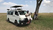 Hire Tour Van for Game Drive From Nairobi 