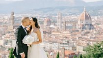 Honeymooners Florence Tour with Professional Photographer and Driver