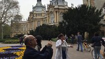 Private walking tour in Budapest's Pest side!