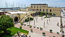 SuperVipYacht Cruise from Rome: Private Fullday Tyrrhenian Sea Excursion