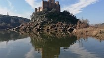 Private Tour Templar Castles and Riverside Villages: Tomar and Almourol Castle