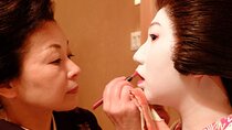 Watch the Young Geisha do their makeup and Get Ready!