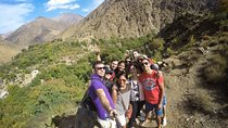 Trekking in Morocco 4 days trek descover Atlas Mountains peaks From Marrakech