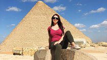 Full-Day Tour to Giza Pyramids, Sphinx, Memphis and Saqqara from Cairo