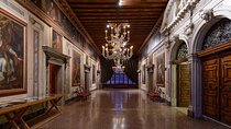 Venice Palazzo Mocenigo: History of Textile, Costume and Perfume