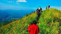 Trekking to Hanthana Mountain Range in Kandy