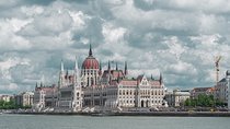 Touristic highlights of Budapest on a Private half day tour with a local