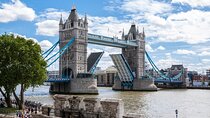 Easy Access Tower Bridge and Engine Room & Scenic Thames Cruise