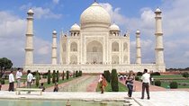 All Inclusive Day Trip to Taj Mahal, Agra Fort and Baby Taj from Delhi by Car