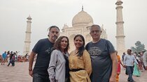 Taj Mahal Day Tour By Gatimaan Train
