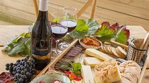 Luxury Private Auckland Wine & Beach Tour with Lunch