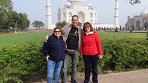 Taj Mahal Priavte Tour by Gatimaan Train With Executive Class