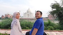 Taj Mahal Tour For couple