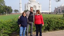 01 Day Agra Tour With Taj Mahal and Agra Fort with Lunch