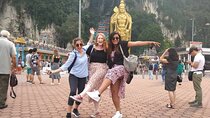 Private Selangor Day Tour : Batu Caves, Blue Mosque, Fruit Valley, Malawati Hill