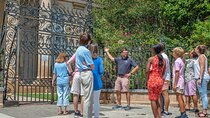 Historic Charleston Walking Tour: Rainbow Row, Churches, and More