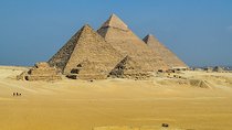 Best Guided Day-Tour to Giza and Saqqara Pyramids including Lunch from Cairo