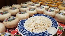 Private Tour of Simonehoeve Cheese Farm and Clog Factory