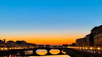 Florence Highlights Walking Tour By Night with Expert Guide