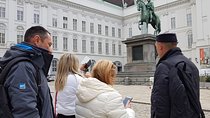 Private City Discovery walk - Historical Treasure hunt