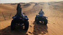 Private Evening Desert Safari with BBQ Dinner & Sand Boarding
